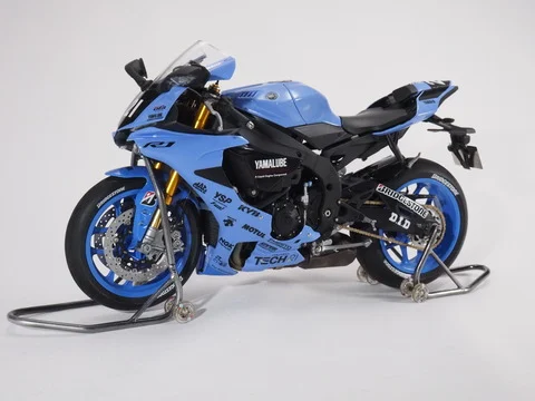 作る　タミヤ　ヤマハ　YZF-R1M  1/12　「その16　ギャラリー」