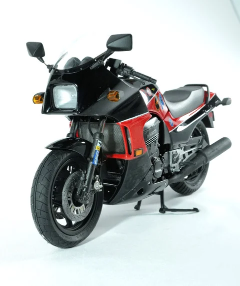 作る　アオシマ　カワサキ　GPZ900R  1/12　「その11　ギャラリー」
