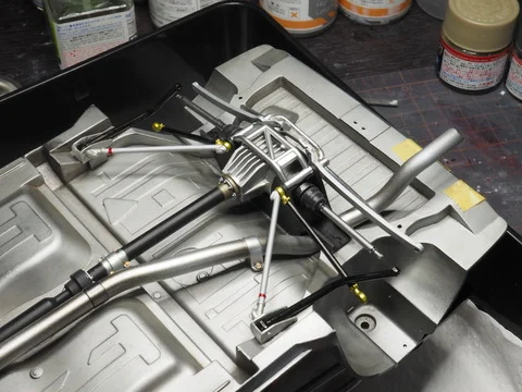 作る　ITALERI ランチア デルタHFインテグラーレ16V 1/12 「その14　section16-18」