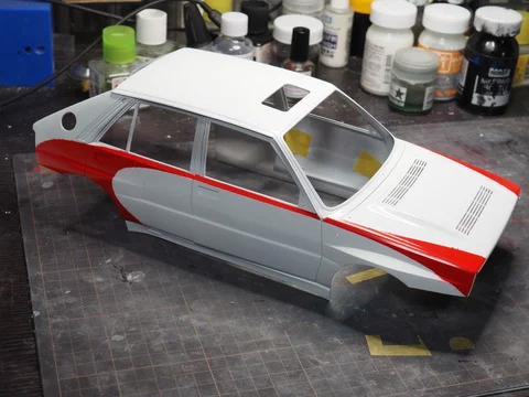 作る　ITALERI ランチア デルタHFインテグラーレ16V 1/12 「その18　Non section BODY-2」