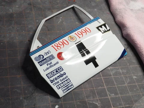 作る　ITALERI ランチア デルタHFインテグラーレ16V 1/12 「その27　Non Section BODY polishing」