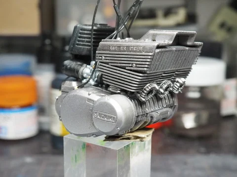 作る　ハセガワ　本郷猛のバイク〜SUZUKI GT380　1/12「その6　メタリックのこだわりって地味と言えば地味・・・」