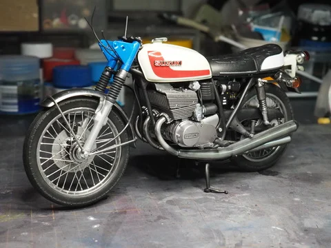作る　ハセガワ　本郷猛のバイク〜SUZUKI GT380　1/12「その9　もうすぐ完成・・・」