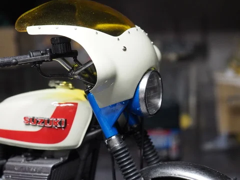 作る　ハセガワ　本郷猛のバイク〜SUZUKI GT380　1/12「その10　完成」