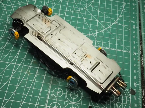 作る　タミヤ　Mercedes Benz 300SL Fat Boy　1/24「その15　ボディ〜内側のつづき」