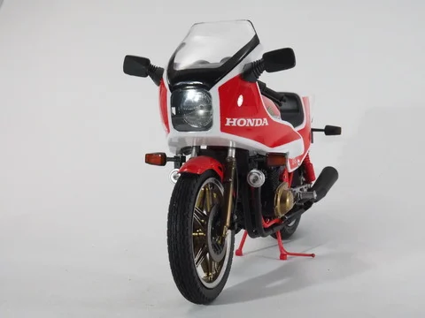 作る　タミヤ　HONDA CB1100R　1/12「その7　仕上げ・・・ギャラリー」