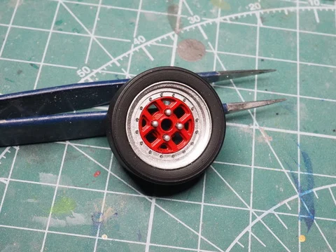 作る　ハセガワ　トヨタ　セリカ1600GT Race Configuration　1/24「その3　ボディ塗装」