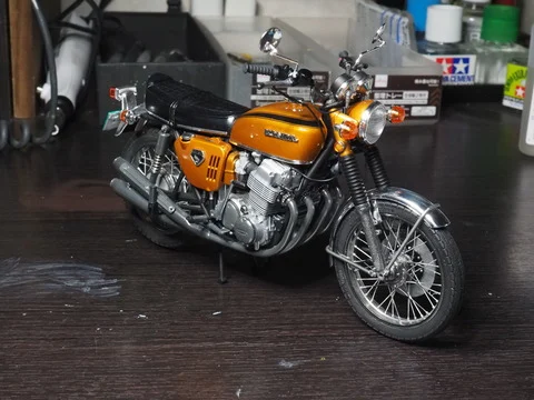 作る　アオシマ　ホンダ　DREAM CB750 Four ’69 K0　1/12「その13　完成へ」
