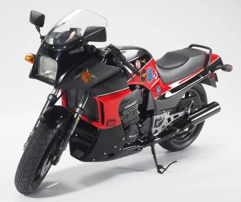 作る　アオシマ　カワサキ　GPZ900R Ver.3  1/12　「その2　ギャラリー」