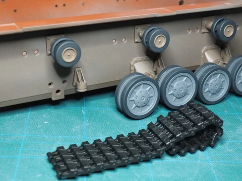 作る　アシェット　IV号戦車H型（D型改）ガルパン　1/12「Vol.070〜Vol.073」