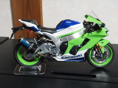 作る　MENG Model　カワサキNinja ZX-10R　1/9「その8 Self-made Muffler」