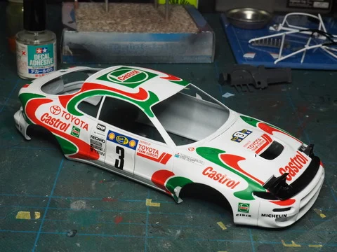作る　タミヤ　トヨタセリカ GT-FOUR RC　1/24「その6　デカール・・・その多さは過去一」