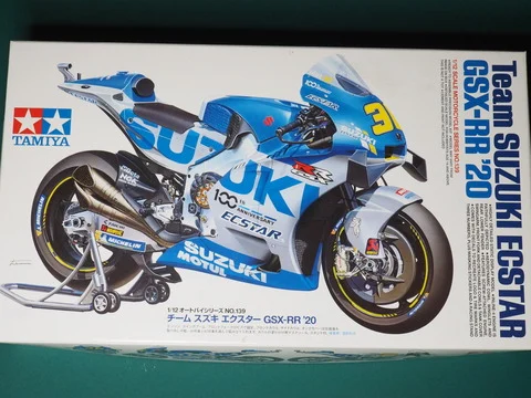 作る　タミヤ　スズキGSX-RR ’20　1/12「その1　開封」