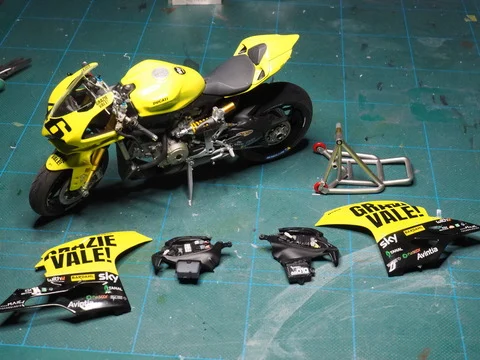 作る　タミヤ　DUCATI 1199 PANIGALE S　1/12「その14　完成」