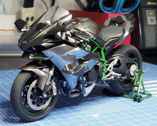 作る　タミヤ　カワサキニンジャH2R　1/12　「その16　完成」