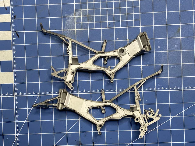 作る　タミヤ　ホンダNSR500 ’84　1/12　「その3　フレーム加工」