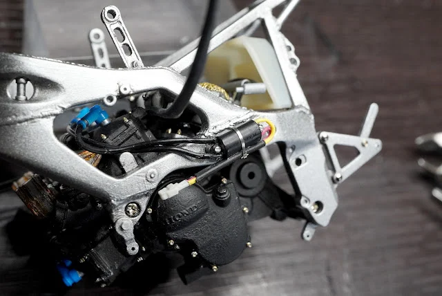 作る　タミヤ　ホンダNSR500 ’84　1/12　「その17　チャンバーとマフラー制作開始」