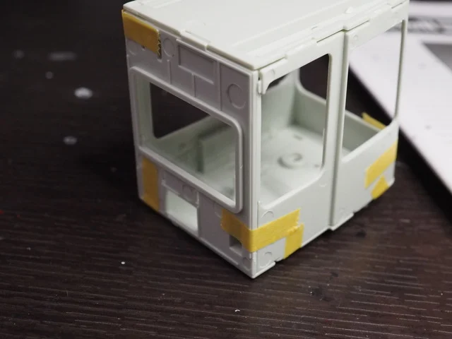 作る　Revell ロンドンバス 1/24　「その4　運転席」