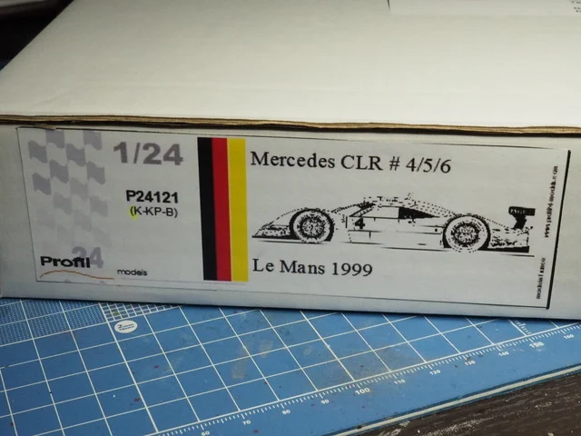 作る　Profile24models　Mercedes CLR LeMans1999　1/24　「その1　開封」