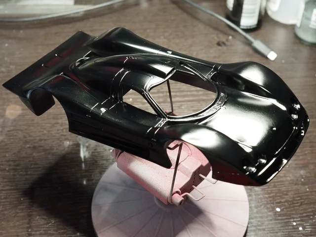 作る　Profile24models　Mercedes CLR LeMans1999　1/24　「その6　ボディ塗装②と小物製作②」