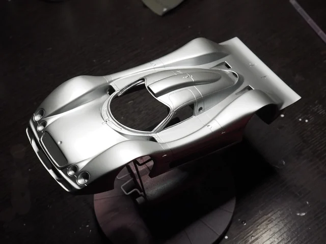 作る　Profile24models　Mercedes CLR LeMans1999　1/24　「その9　ボディ塗装④」