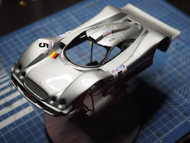 作る　Profile24models　Mercedes CLR LeMans1999　1/24　「その11　ボディ塗装⑥〜クリアー」