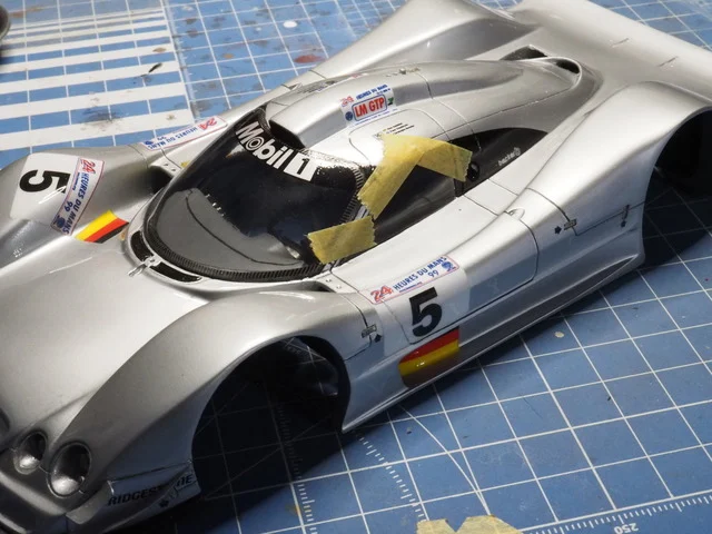 作る　Profile24models　Mercedes CLR LeMans1999　1/24　「その14　ボディ制作②〜細かいパーツ類の接着」