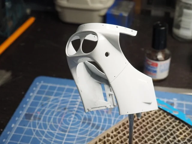 作る　ハセガワ　スズキGSX-R750白バイ仕様「逮捕しちゃうぞ」  1/12　「その21.6　破損・・・進捗・・・」