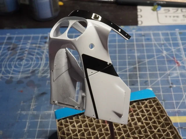 作る　ハセガワ　スズキGSX-R750白バイ仕様「逮捕しちゃうぞ」  1/12　「その21.7　破損・・・進捗2・・・」