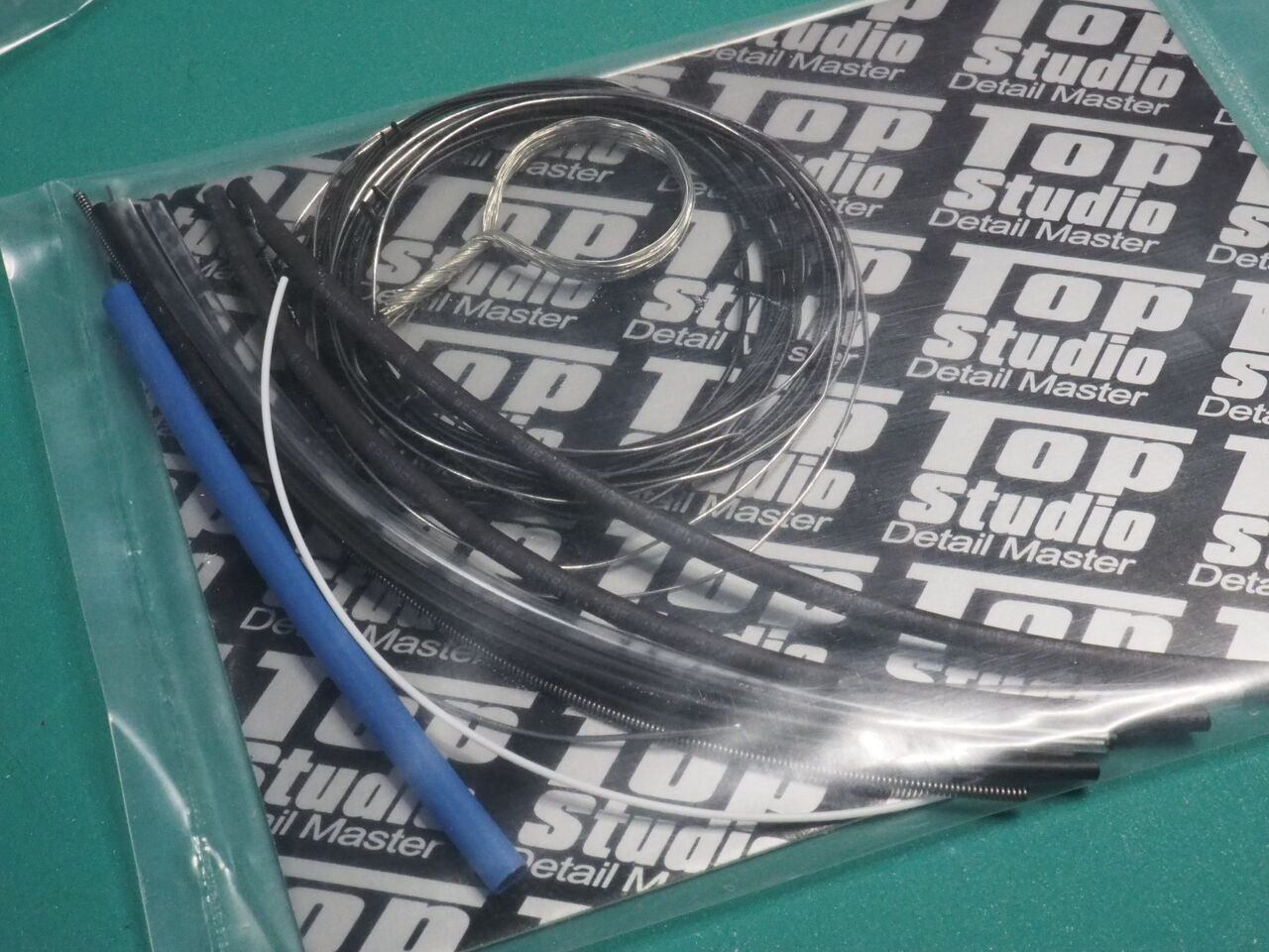 PB180038